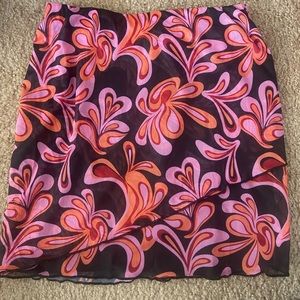Never worn. Pattern black mini skirt